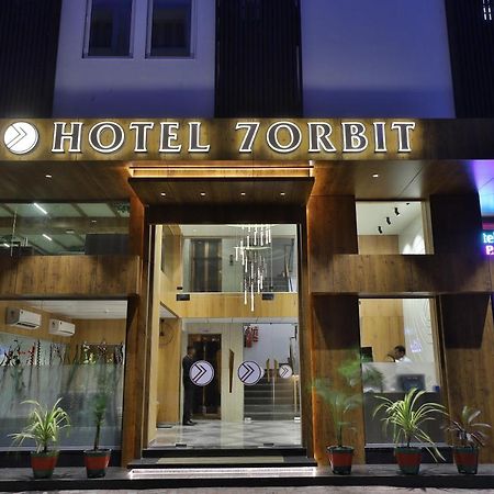 7 Orbit Hotel, Surat Exterior photo