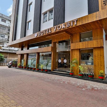 7 Orbit Hotel, Surat Exterior photo