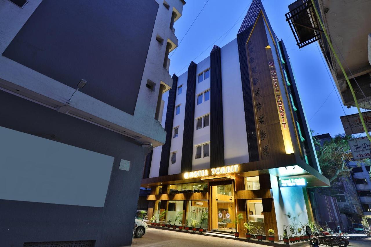 7 Orbit Hotel, Surat Exterior photo